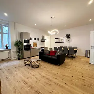 fairapart-3raum-apartment-im-herzen-von-berlin.find-berlin-hotels.com/