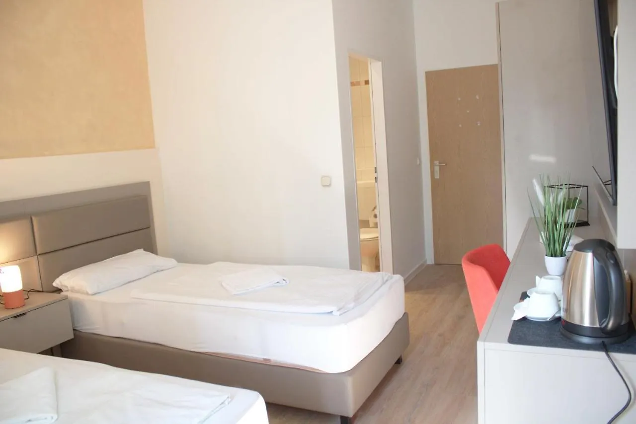 Isar City Hotel Monachium 0*,