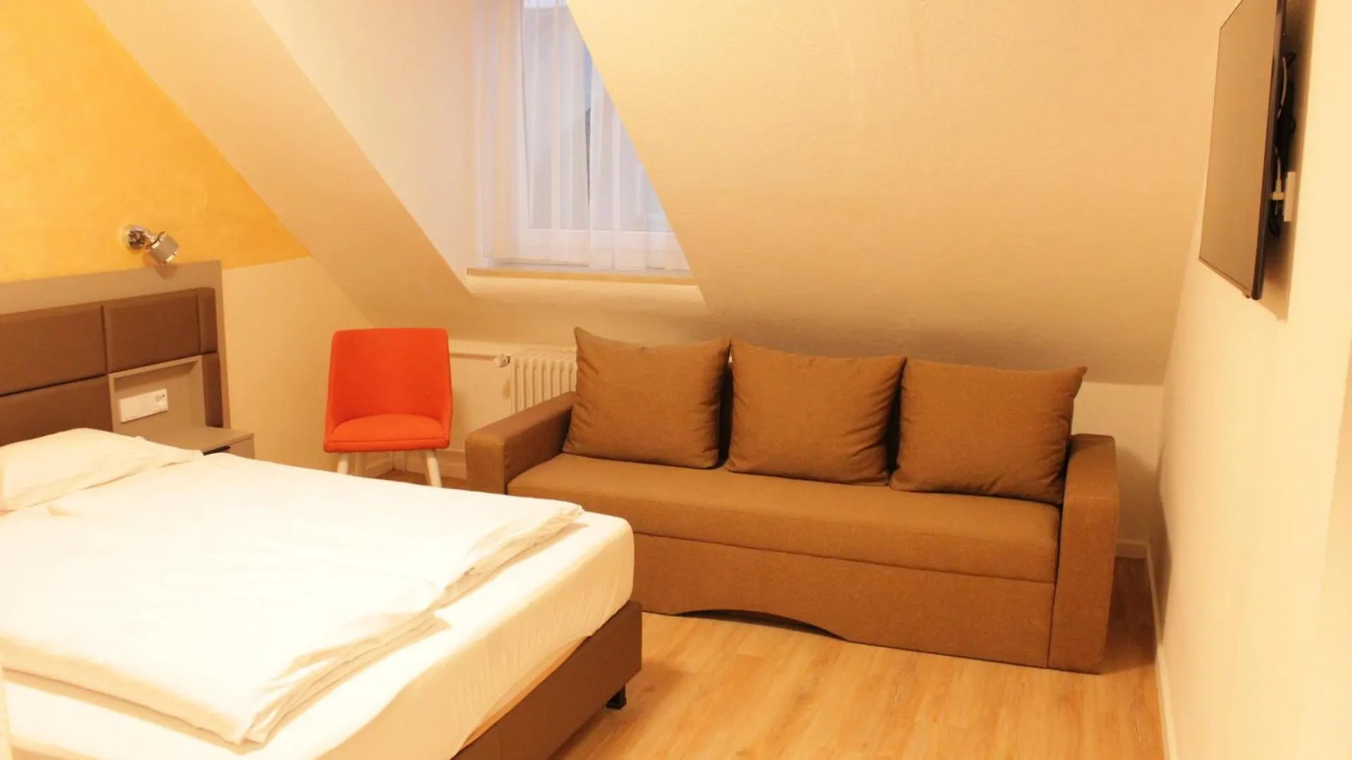 Isar City Hotel Monachium 0*,  Niemcy